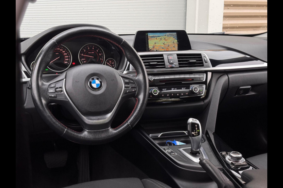 BMW 3 Serie 318i Executive Navi/Xenon