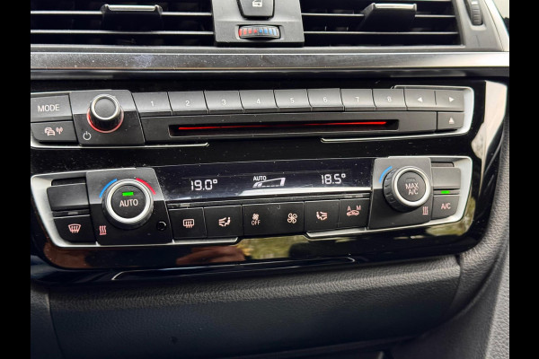 BMW 3 Serie 318i Executive Navi/Xenon