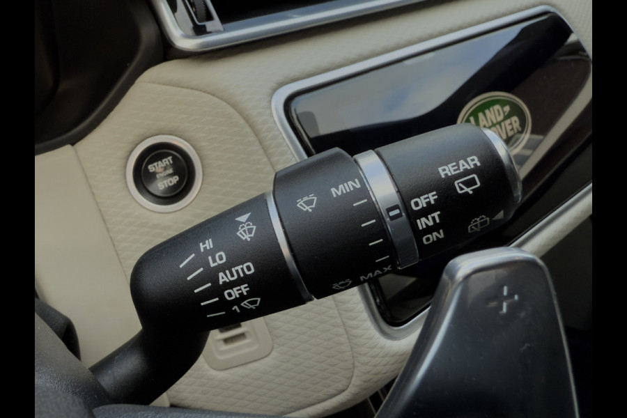 Land Rover Range Rover Velar 3.0 V6 AWD HSE R-dynamic - Airco, Elek. verst. stoelen, Stuur- stoelverwarming, Pano, Cruise!