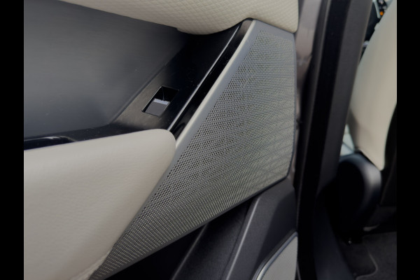 Land Rover Range Rover Velar 3.0 V6 AWD HSE R-dynamic - Airco, Elek. verst. stoelen, Stuur- stoelverwarming, Pano, Cruise!