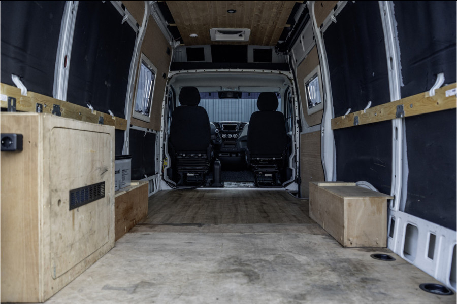 Iveco Daily 35S16V L2H2 | Camperkandidaat | Automaat | Omvormer | LED | Navi | Camera | Cruise | Climate | 3.5T Trekgewicht | Euro 6 Iveco Daily 35S16V L2H2 | Camperkandidaat | Automaat | Omvormer | LED | Navi | Camera | Cruise | Climate | 3.5T Trekgewicht | Euro 6