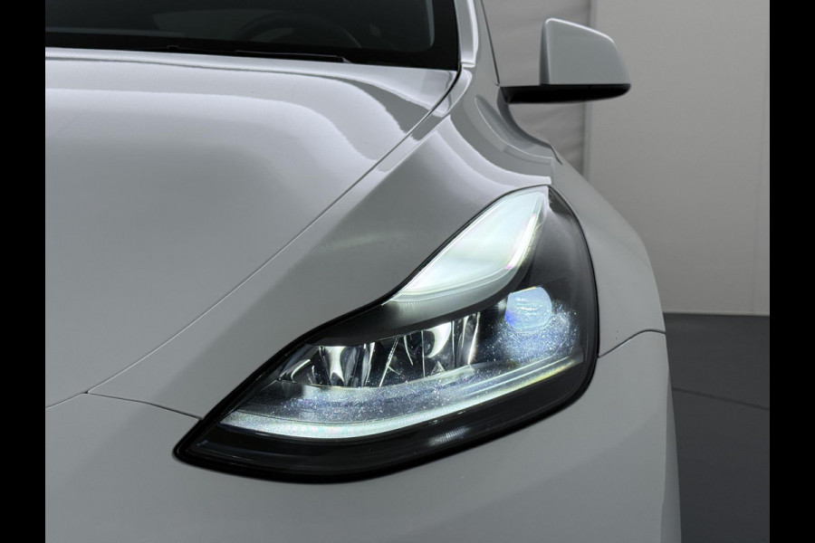 Tesla Model Y Long Range AWD 75 kWh AUTOPILOT| RIJKLAARPRIJS INCL. TESLA GARANTIE TOT 08-2026/80.000KM accu en aandrijflijn t/m 08-2030/192.000km Tesla Model Y Long Range AWD 75 kWh AUTOPILOT| RIJKLAARPRIJS INCL. TESLA GARANTIE TOT 08-2026/80.000KM accu en aandrijflijn t/m 08-2030/192.000km