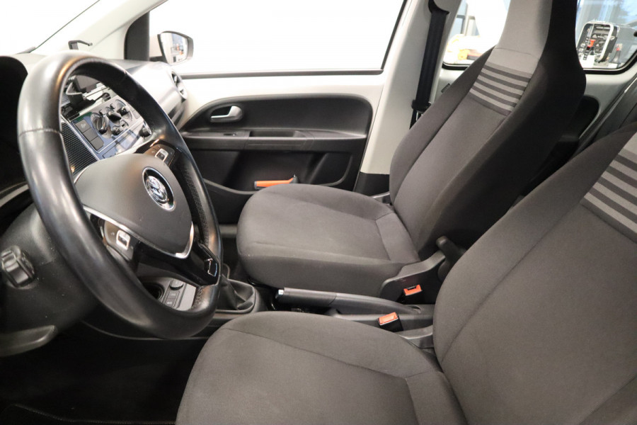 Volkswagen up! 1.0 BMT move up! 5-Drs. Airco CruiseControl Camera Volkswagen up! 1.0 BMT move up! 5-Drs. Airco CruiseControl Camera