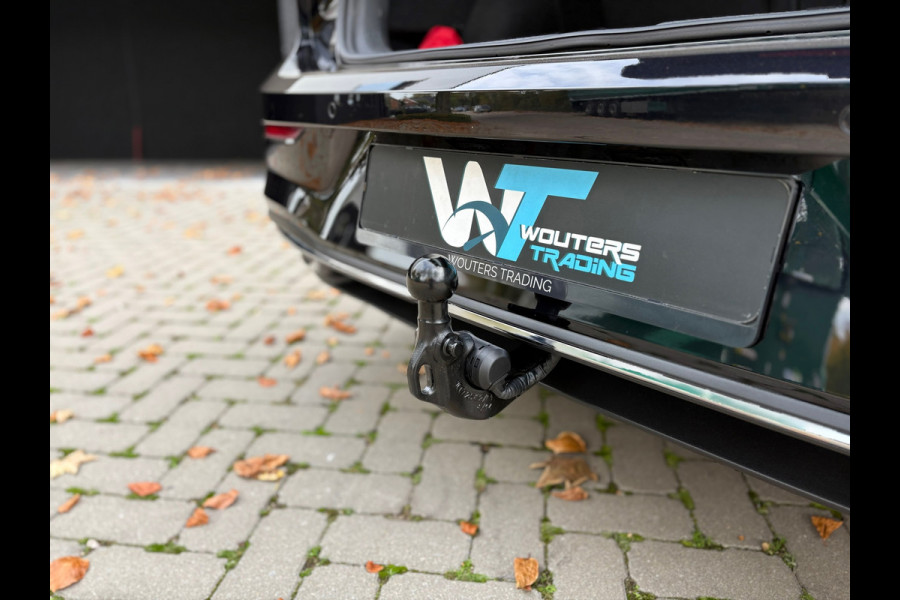 Volkswagen Golf 1.4 eHybrid GTE - Pano - Trekhaak - nieuwstaat