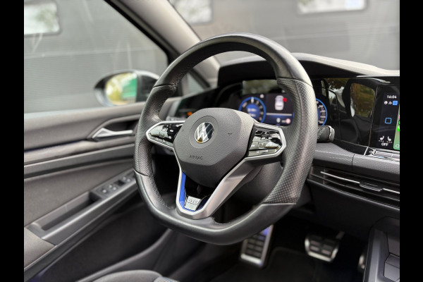 Volkswagen Golf 1.4 eHybrid GTE - Pano - Trekhaak - nieuwstaat