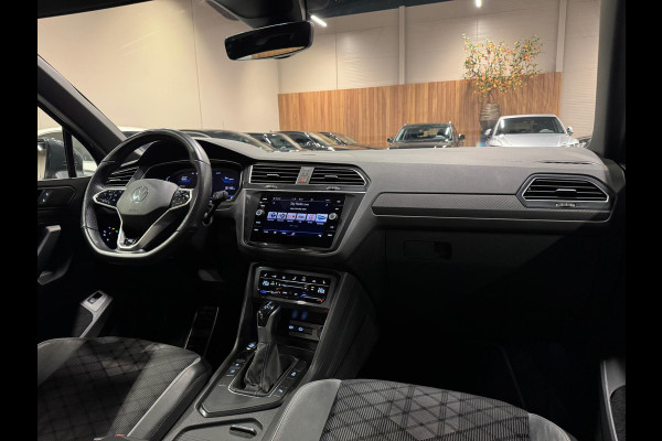 Volkswagen Tiguan 1.5 TSI 150PK R-Line, Virtual Cockpit, Apple Carplay, Matrix Led, Android Auto, Navi, ACC, Clima, Cam, PDC Volkswagen Tiguan 1.5 TSI 150PK R-Line, Virtual Cockpit, Apple Carplay, Matrix Led, Android Auto, Navi, ACC, Clima, Cam, PDC