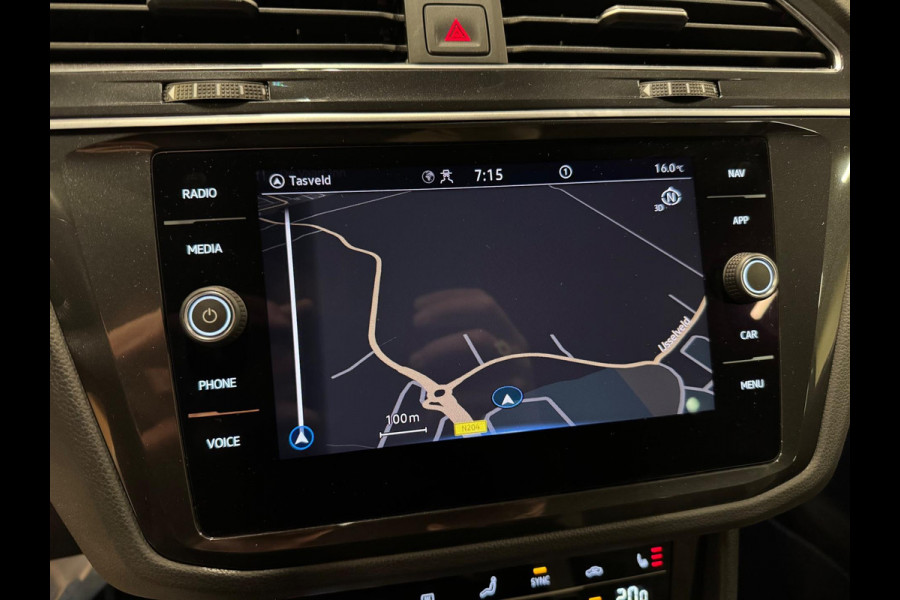Volkswagen Tiguan 1.5 TSI 150PK R-Line, Virtual Cockpit, Apple Carplay, Matrix Led, Android Auto, Navi, ACC, Clima, Cam, PDC Volkswagen Tiguan 1.5 TSI 150PK R-Line, Virtual Cockpit, Apple Carplay, Matrix Led, Android Auto, Navi, ACC, Clima, Cam, PDC