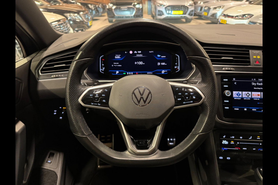 Volkswagen Tiguan 1.5 TSI 150PK R-Line, Virtual Cockpit, Apple Carplay, Matrix Led, Android Auto, Navi, ACC, Clima, Cam, PDC Volkswagen Tiguan 1.5 TSI 150PK R-Line, Virtual Cockpit, Apple Carplay, Matrix Led, Android Auto, Navi, ACC, Clima, Cam, PDC