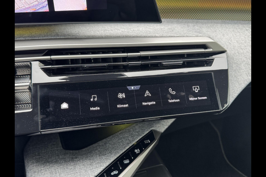 Peugeot 3008 1.2 Hybrid 136 GT | Elektr. achterklep | Adaptive cruise | Camera | Prijs is rijklaar Peugeot 3008 1.2 Hybrid 136 GT | Elektr. achterklep | Adaptive cruise | Camera | Prijs is rijklaar