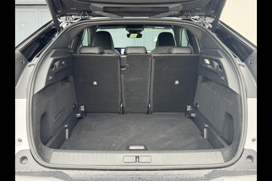 Peugeot 3008 1.2 Hybrid 136 GT | Elektr. achterklep | Adaptive cruise | Camera | Prijs is rijklaar Peugeot 3008 1.2 Hybrid 136 GT | Elektr. achterklep | Adaptive cruise | Camera | Prijs is rijklaar