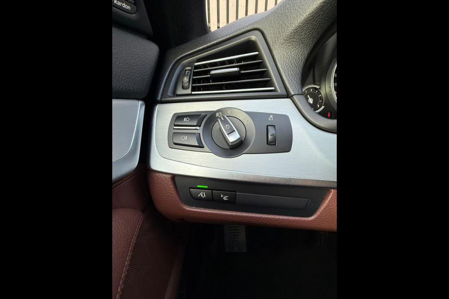BMW 5 Serie 520d M Sport Edition - Panoramadak - vol opties