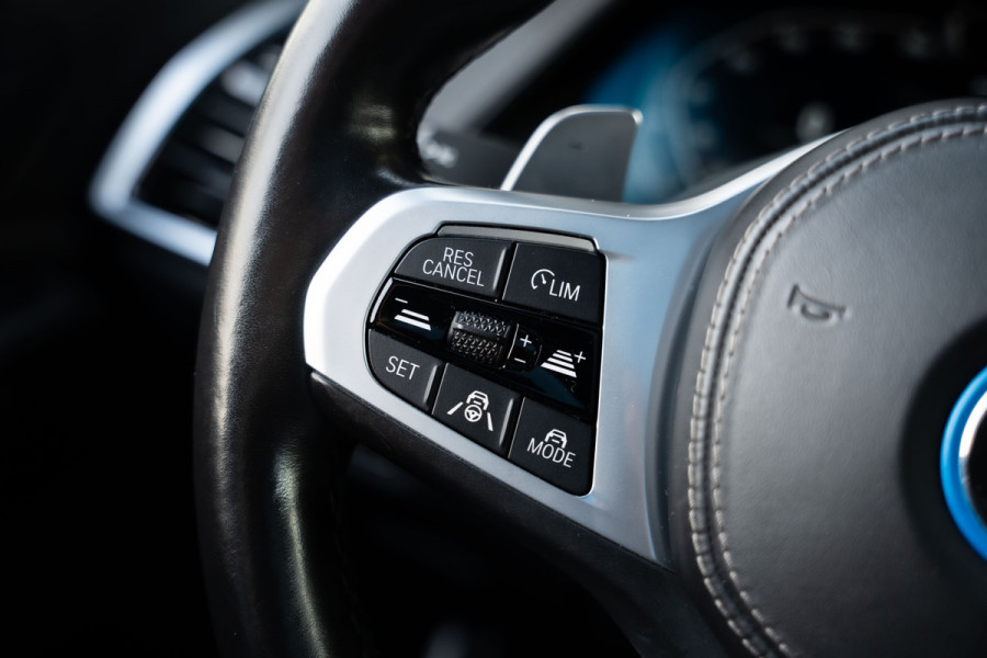 BMW X5 xDrive45e High Executive M-Sport l Laser l Luchtv. l Panorama l HUD l Stoelk. BMW X5 xDrive45e High Executive M-Sport l Laser l Luchtv. l Panorama l HUD l Stoelk.