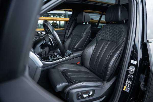 BMW X5 xDrive45e High Executive M-Sport l Laser l Luchtv. l Panorama l HUD l Stoelk. BMW X5 xDrive45e High Executive M-Sport l Laser l Luchtv. l Panorama l HUD l Stoelk.