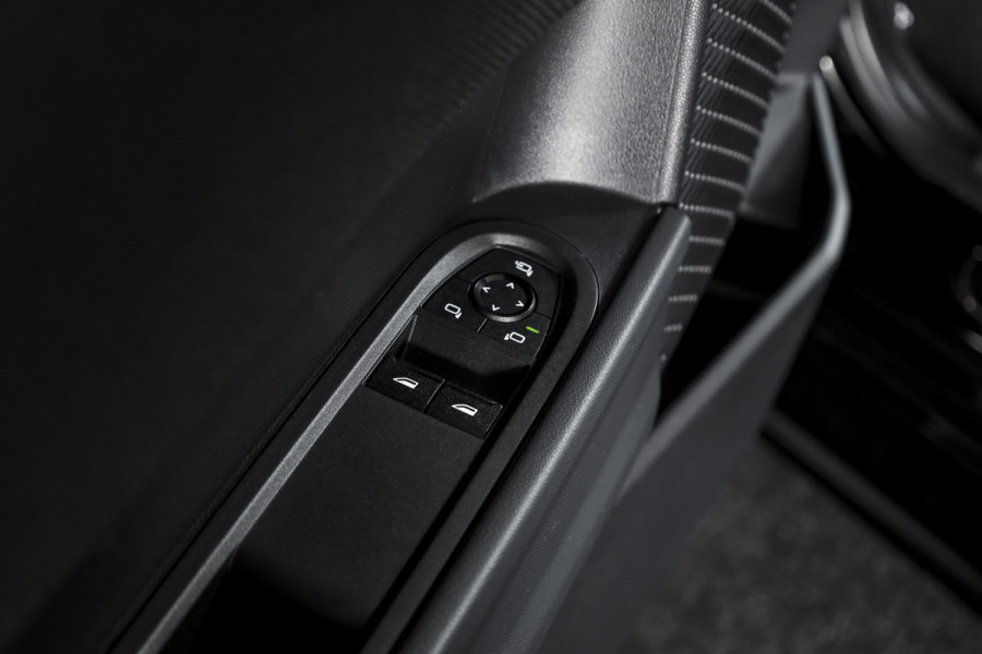 MINI Mini 2.0 Cooper S John Cooper Works XL | S/K Panodak | Dig. Cockpit | Adapt. Cruise | Elek. Stoelen-+massage+verwarming | PDC | 360 Camera | NAV + App. Connect | ECC | Harman/Kardon | LM 18" | 8364