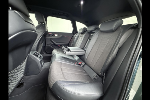 Audi A4 Avant 35 TFSI Sport S line black edition UNIEKE KLEUR| ELEK. TREKHAAK| ELEK. KLEP| S-LINE BINNEN- BUITEN | RIJKLAAR INCL. 12 MND BOVAG GARANTIE