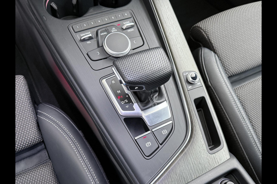 Audi A4 Avant 35 TFSI Sport S line black edition UNIEKE KLEUR| ELEK. TREKHAAK| ELEK. KLEP| S-LINE BINNEN- BUITEN | RIJKLAAR INCL. 12 MND BOVAG GARANTIE