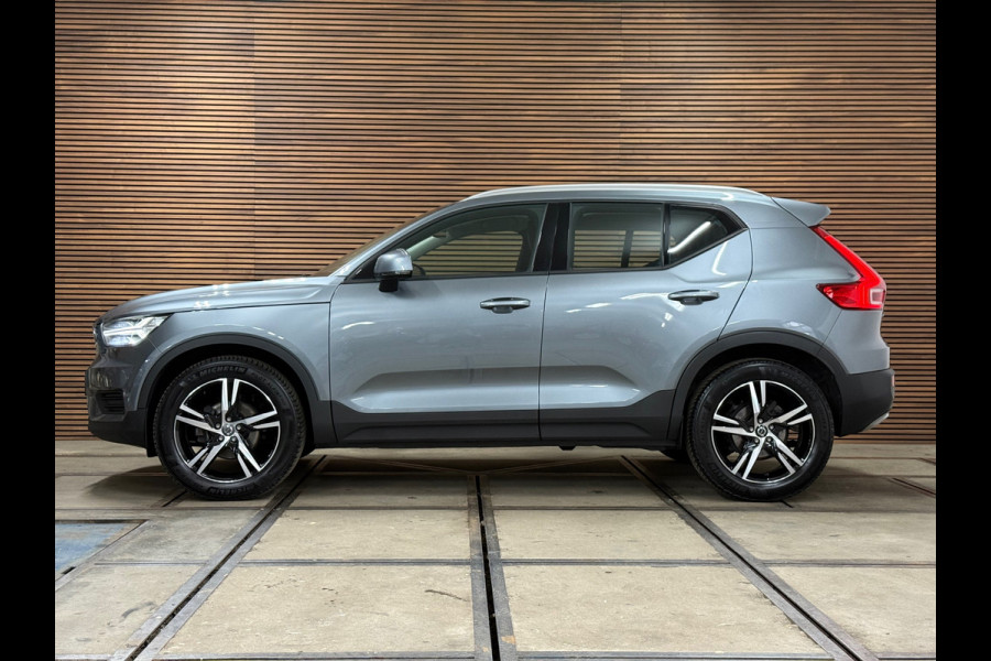 Volvo XC40 1.5 T3 Momentum | Adaptive Cruise Control | Navi | 19' inch | Half Leer | Camera Volvo XC40 1.5 T3 Momentum | Adaptive Cruise Control | Navi | 19' inch | Half Leer | Camera