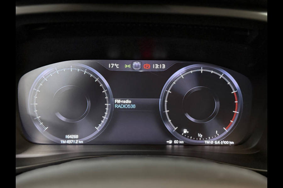Volvo XC40 1.5 T3 Momentum | Adaptive Cruise Control | Navi | 19' inch | Half Leer | Camera Volvo XC40 1.5 T3 Momentum | Adaptive Cruise Control | Navi | 19' inch | Half Leer | Camera