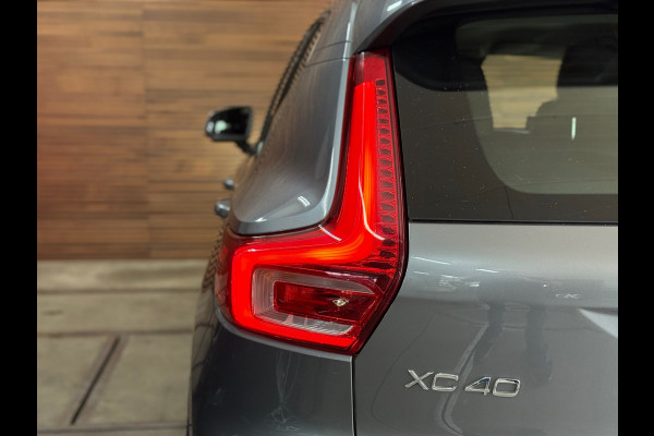 Volvo XC40 1.5 T3 Momentum | Adaptive Cruise Control | Navi | 19' inch | Half Leer | Camera Volvo XC40 1.5 T3 Momentum | Adaptive Cruise Control | Navi | 19' inch | Half Leer | Camera