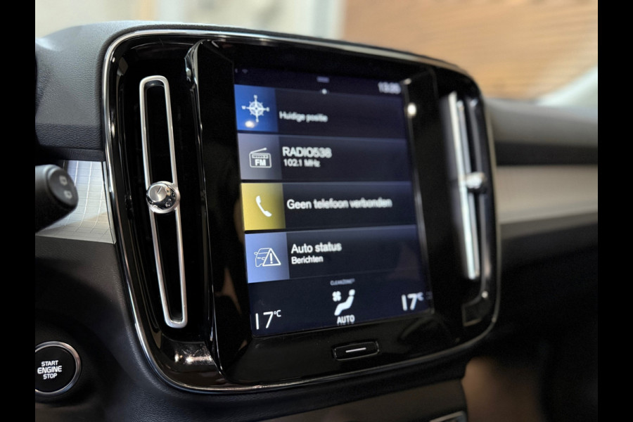 Volvo XC40 1.5 T3 Momentum | Adaptive Cruise Control | Navi | 19' inch | Half Leer | Camera Volvo XC40 1.5 T3 Momentum | Adaptive Cruise Control | Navi | 19' inch | Half Leer | Camera