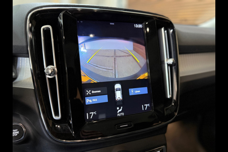 Volvo XC40 1.5 T3 Momentum | Adaptive Cruise Control | Navi | 19' inch | Half Leer | Camera Volvo XC40 1.5 T3 Momentum | Adaptive Cruise Control | Navi | 19' inch | Half Leer | Camera
