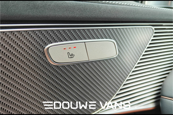 Mercedes-Benz EQC 400 4MATIC 360 Camera Burmester Trekhaak Pano BTW auto Dealer onderhouden.