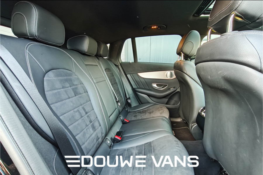 Mercedes-Benz EQC 400 4MATIC 360 Camera Burmester Trekhaak Pano BTW auto Dealer onderhouden.