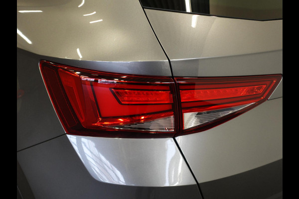 Seat Ateca 1.5 TSI Style Business Intense Airco Cruise Control Navi Virtual Cockpit Privacy Glass PDC VA Camera Seat Ateca 1.5 TSI Style Business Intense Airco Cruise Control Navi Virtual Cockpit Privacy Glass PDC VA Camera
