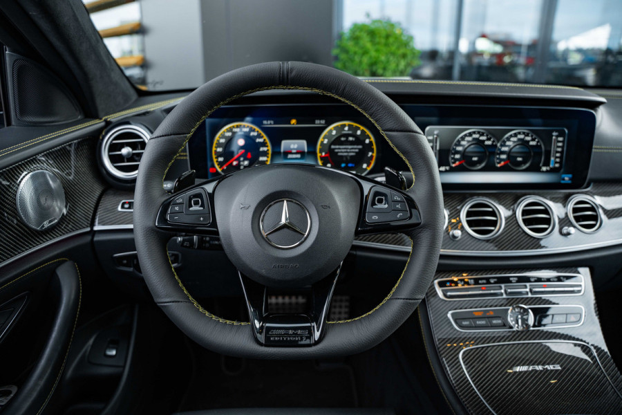 Mercedes-Benz E-Klasse AMG E63 S 4MATIC Premium Plus Edition 1 - Ceramic l Panorama l Luchtvering Mercedes-Benz E-Klasse AMG E63 S 4MATIC Premium Plus Edition 1 - Ceramic l Panorama l Luchtvering