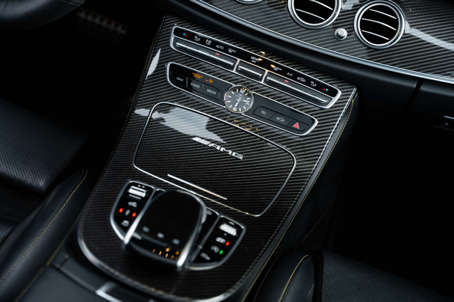 Mercedes-Benz E-Klasse AMG E63 S 4MATIC Premium Plus Edition 1 - Ceramic l Panorama l Luchtvering Mercedes-Benz E-Klasse AMG E63 S 4MATIC Premium Plus Edition 1 - Ceramic l Panorama l Luchtvering