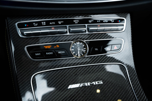 Mercedes-Benz E-Klasse AMG E63 S 4MATIC Premium Plus Edition 1 - Ceramic l Panorama l Luchtvering Mercedes-Benz E-Klasse AMG E63 S 4MATIC Premium Plus Edition 1 - Ceramic l Panorama l Luchtvering