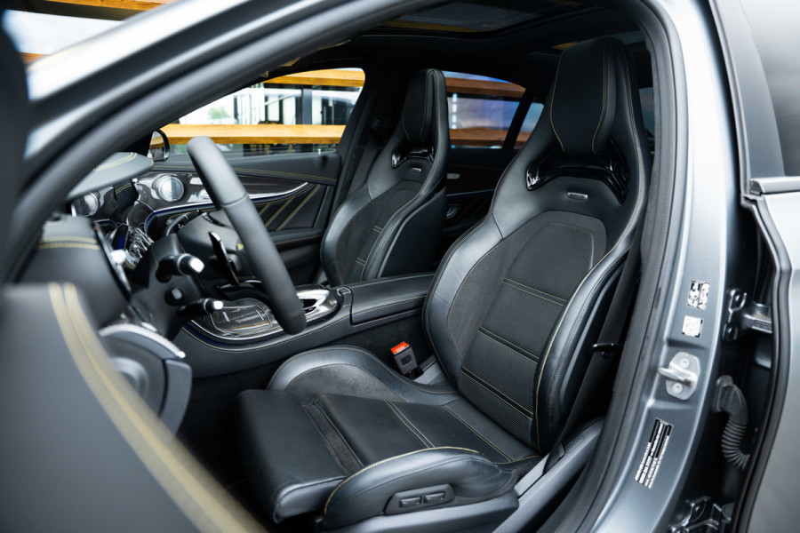 Mercedes-Benz E-Klasse AMG E63 S 4MATIC Premium Plus Edition 1 - Ceramic l Panorama l Luchtvering Mercedes-Benz E-Klasse AMG E63 S 4MATIC Premium Plus Edition 1 - Ceramic l Panorama l Luchtvering