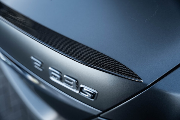 Mercedes-Benz E-Klasse AMG E63 S 4MATIC Premium Plus Edition 1 - Ceramic l Panorama l Luchtvering Mercedes-Benz E-Klasse AMG E63 S 4MATIC Premium Plus Edition 1 - Ceramic l Panorama l Luchtvering