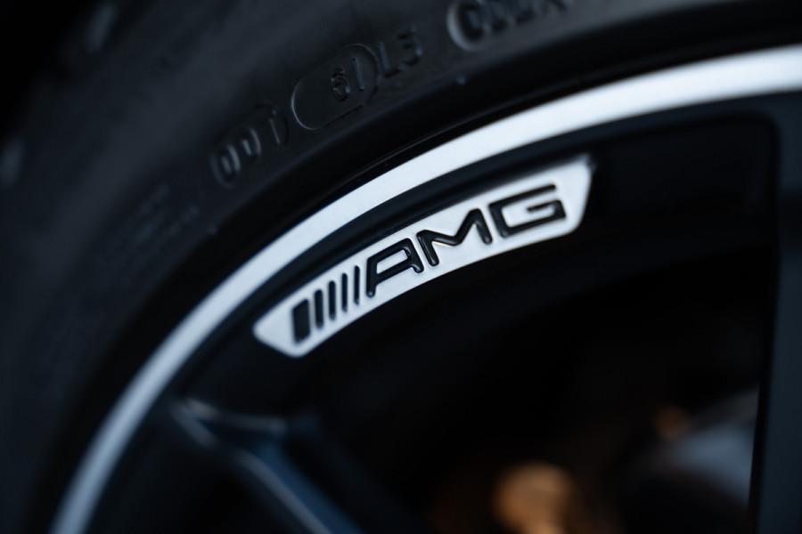 Mercedes-Benz E-Klasse AMG E63 S 4MATIC Premium Plus Edition 1 - Ceramic l Panorama l Luchtvering Mercedes-Benz E-Klasse AMG E63 S 4MATIC Premium Plus Edition 1 - Ceramic l Panorama l Luchtvering