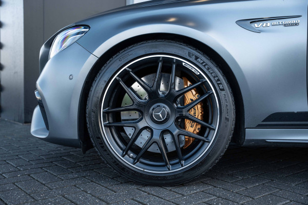 Mercedes-Benz E-Klasse AMG E63 S 4MATIC Premium Plus Edition 1 - Ceramic l Panorama l Luchtvering Mercedes-Benz E-Klasse AMG E63 S 4MATIC Premium Plus Edition 1 - Ceramic l Panorama l Luchtvering