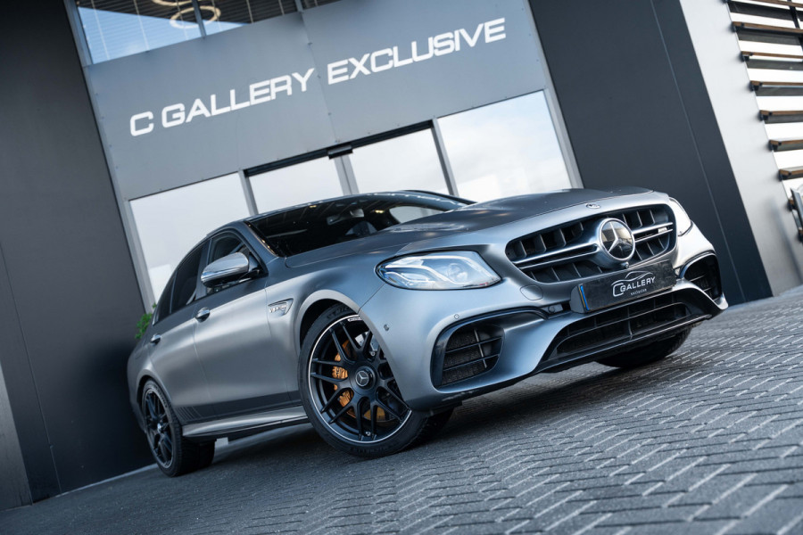 Mercedes-Benz E-Klasse AMG E63 S 4MATIC Premium Plus Edition 1 - Ceramic l Panorama l Luchtvering Mercedes-Benz E-Klasse AMG E63 S 4MATIC Premium Plus Edition 1 - Ceramic l Panorama l Luchtvering