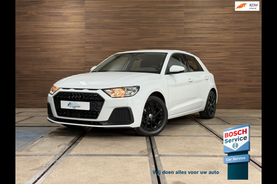 Audi A1 Sportback 25 TFSI Automaat | Black Pack | Virtual Cockpit | PDC voor + achter | Navigatie | Cruise Audi A1 Sportback 25 TFSI Automaat | Black Pack | Virtual Cockpit | PDC voor + achter | Navigatie | Cruise