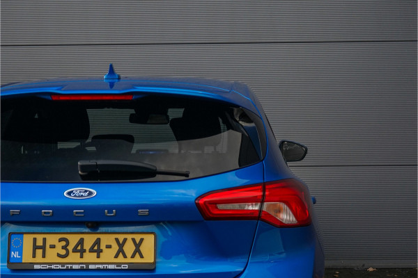 Ford Focus 1.5 EcoBoost ST Line Business B&O Camera Trekhaak Stuurwielverw Ford Focus 1.5 EcoBoost ST Line Business B&O Camera Trekhaak Stuurwielverw