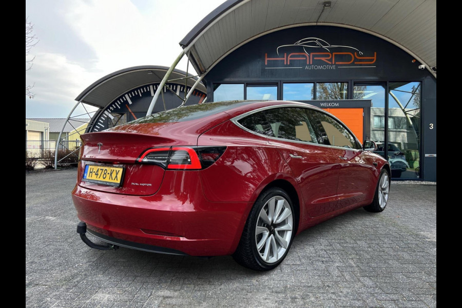 Tesla Model 3 Long Range AWD 75 kWh 87% SOH Trekhaak (1.000kg) Rijklaarprijs! Tesla Model 3 Long Range AWD 75 kWh 87% SOH Trekhaak (1.000kg) Rijklaarprijs!