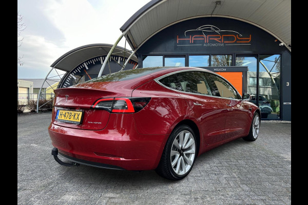 Tesla Model 3 Long Range AWD 75 kWh 87% SOH Trekhaak (1.000kg) Rijklaarprijs! Tesla Model 3 Long Range AWD 75 kWh 87% SOH Trekhaak (1.000kg) Rijklaarprijs!