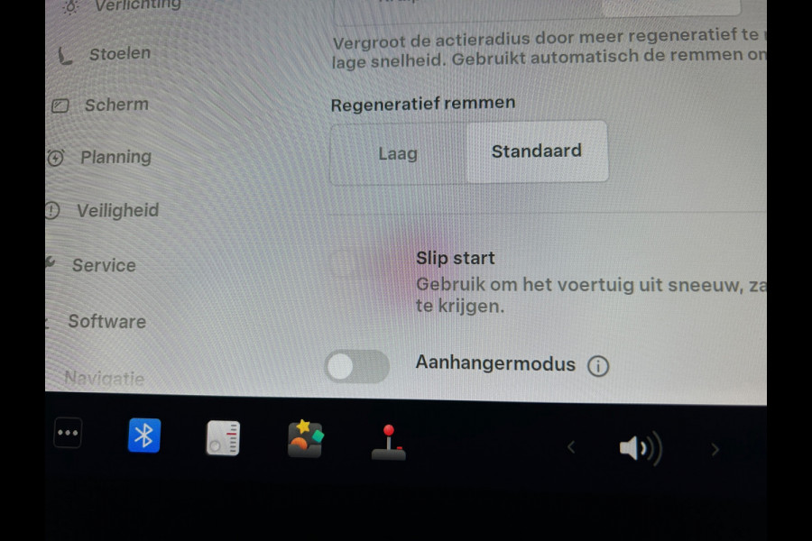 Tesla Model 3 Long Range AWD 75 kWh 87% SOH Trekhaak (1.000kg) Rijklaarprijs! Tesla Model 3 Long Range AWD 75 kWh 87% SOH Trekhaak (1.000kg) Rijklaarprijs!