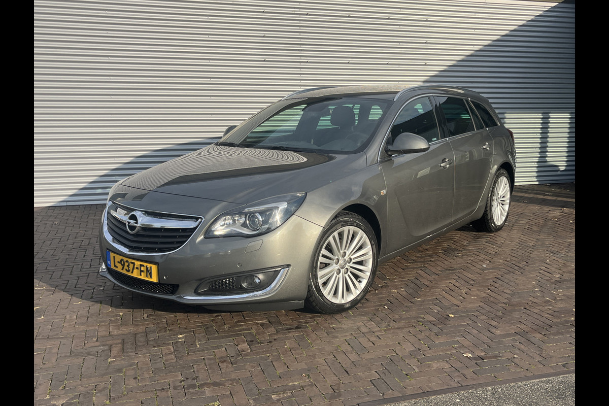 Opel Insignia Sports Tourer 1.6 CDTI EF Cosmo Opel Insignia Sports Tourer 1.6 CDTI EF Cosmo
