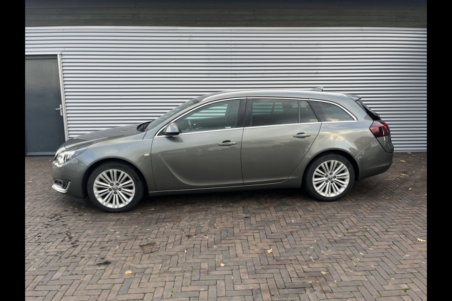 Opel Insignia Sports Tourer 1.6 CDTI EF Cosmo Opel Insignia Sports Tourer 1.6 CDTI EF Cosmo