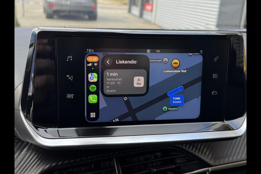 Peugeot 2008 1.2 PureTech Allure 131PK - Navigatie I LED/PDC I Achteruitrij camera I Airco I Sport velgen I Dealer onderhouden