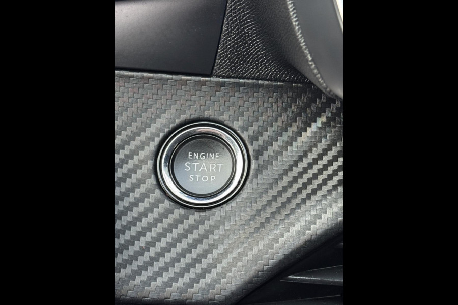 Peugeot 2008 1.2 PureTech Allure 131PK - Navigatie I LED/PDC I Achteruitrij camera I Airco I Sport velgen I Dealer onderhouden