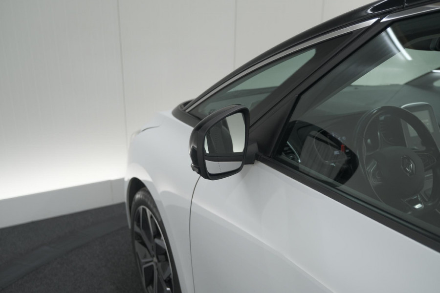 Renault Grand Scénic TCe 140 EDC Intens | 7 Zitplaatsen | Trekhaak | Camera | Dodehoekdetectie Renault Grand Scénic TCe 140 EDC Intens | 7 Zitplaatsen | Trekhaak | Camera | Dodehoekdetectie