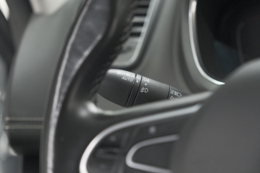 Renault Grand Scénic TCe 140 EDC Intens | 7 Zitplaatsen | Trekhaak | Camera | Dodehoekdetectie Renault Grand Scénic TCe 140 EDC Intens | 7 Zitplaatsen | Trekhaak | Camera | Dodehoekdetectie