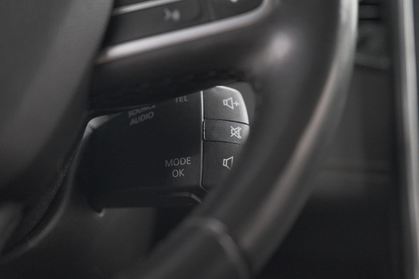 Renault Grand Scénic TCe 140 EDC Intens | 7 Zitplaatsen | Trekhaak | Camera | Dodehoekdetectie Renault Grand Scénic TCe 140 EDC Intens | 7 Zitplaatsen | Trekhaak | Camera | Dodehoekdetectie