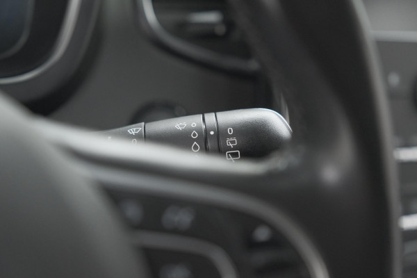 Renault Grand Scénic TCe 140 EDC Intens | 7 Zitplaatsen | Trekhaak | Camera | Dodehoekdetectie Renault Grand Scénic TCe 140 EDC Intens | 7 Zitplaatsen | Trekhaak | Camera | Dodehoekdetectie