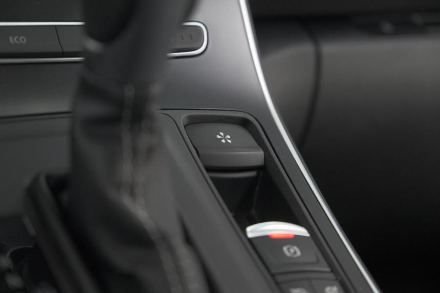Renault Grand Scénic TCe 140 EDC Intens | 7 Zitplaatsen | Trekhaak | Camera | Dodehoekdetectie Renault Grand Scénic TCe 140 EDC Intens | 7 Zitplaatsen | Trekhaak | Camera | Dodehoekdetectie
